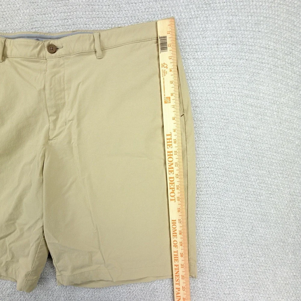 Tommy Bahama Chip Shot Shorts Mens 42 Brown Golf Chino Islandzone Performance